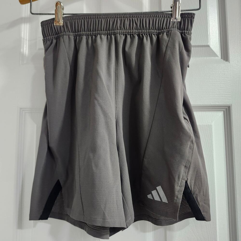 ❤️NWT❤️ Men's Gray Adidas Shorts